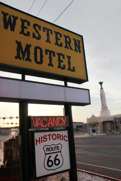 Western Motel - image 6