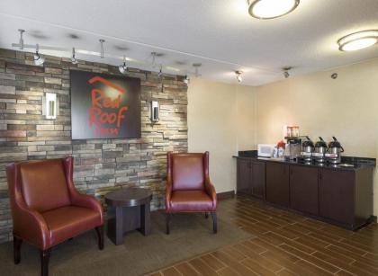 Red Roof Inn Cincinnati - Sharonville - image 3