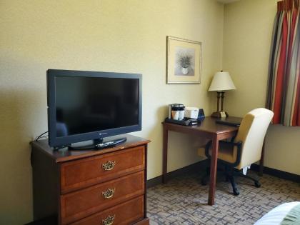 Boarders Inn & Suites by Cobblestone Hotels - Shawano - image 8