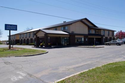 AmeriVu Inn and Suites Shawano WI Shawano Wisconsin