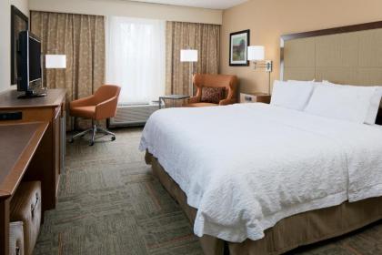 Hampton Inn Kansas City/Shawnee Mission - image 12