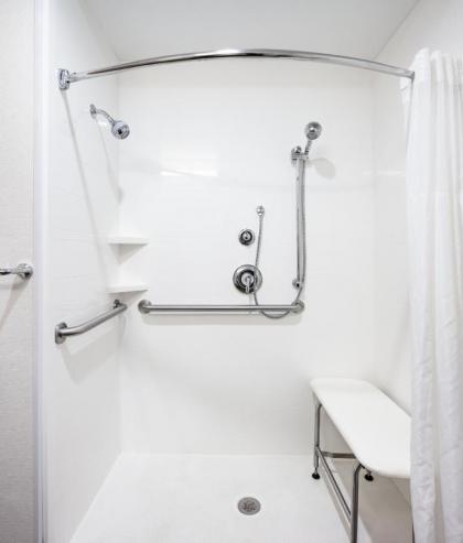 Hampton Inn Kansas City/Shawnee Mission - image 3