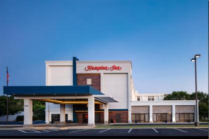 Hampton Inn Kansas City/Shawnee Mission - image 4