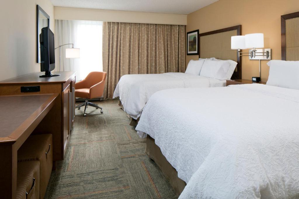 Hampton Inn Kansas City/Shawnee Mission - image 7