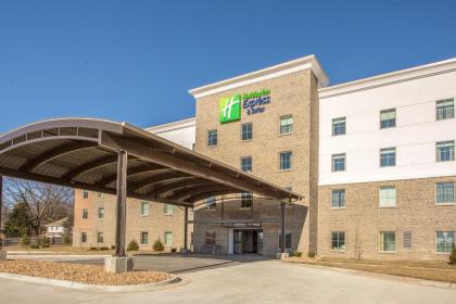 Holiday Inn Express Shawnee an IHG Hotel