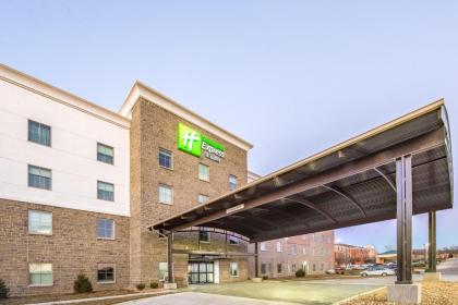 Holiday Inn Express Shawnee an IHG Hotel - image 13