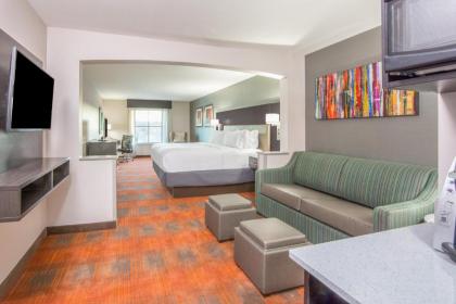 Holiday Inn Express Shawnee an IHG Hotel - image 15