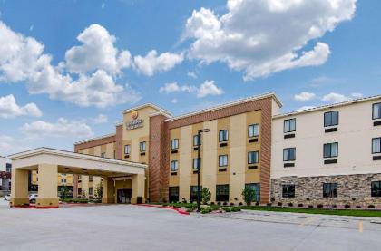 Comfort Inn & Suites Shawnee - Kansas City - image 15