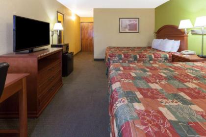 Days Inn by Wyndham Shawnee - image 6