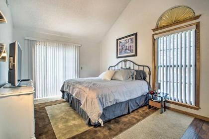 Stylish Condo Less Than 10 Mi to Downtown Kansas City - image 12