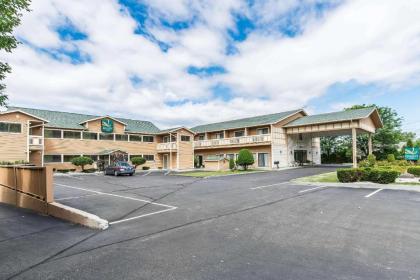 Quality Inn Shelburne - Burlington - image 2