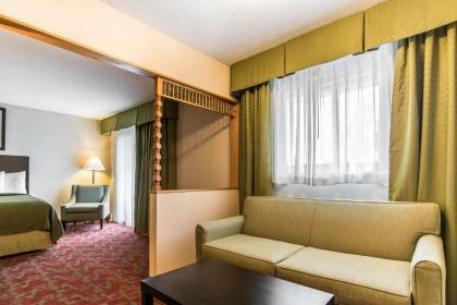 Quality Inn Shelburne - Burlington - image 5