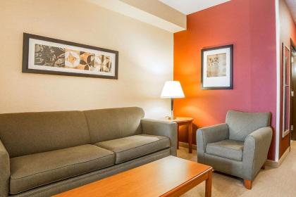 Comfort Inn & Suites Gateway to Glacier National Park - image 12