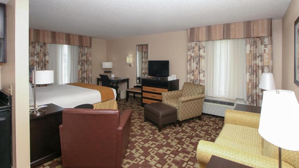 Country Inn & Suites by Radisson Shelby NC - image 3