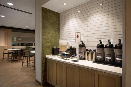 Fairfield Inn & Suites by Marriott Shelby - image 2