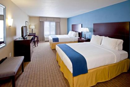 Holiday Inn Express Hotel & Suites Shelbyville an IHG Hotel - image 13