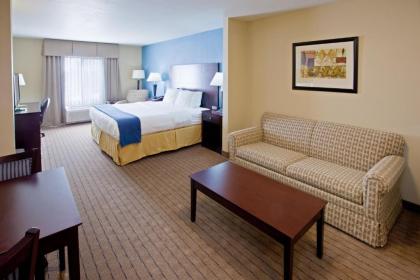 Holiday Inn Express Hotel & Suites Shelbyville an IHG Hotel - image 16