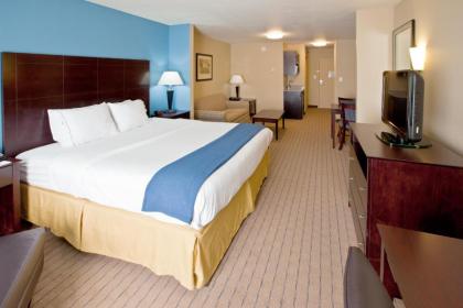 Holiday Inn Express Hotel & Suites Shelbyville an IHG Hotel - image 18