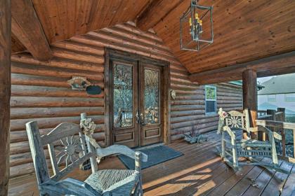 Huge Log Cabin with Deck - 5 Mins to Table Rock Lake! - image 7