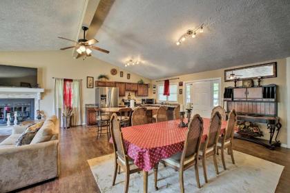 Shell Knob Home with Deck and Table Rock Lake View - image 13