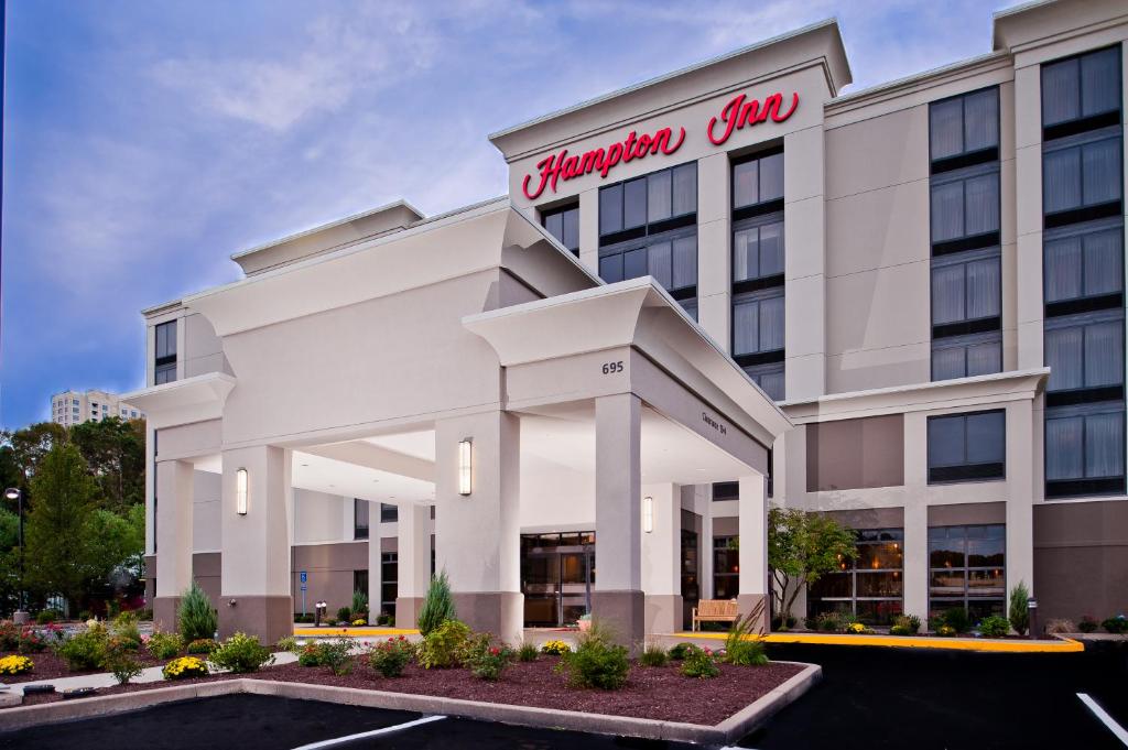 Hampton by Hilton Shelton - image 5