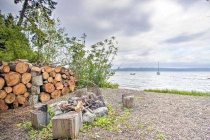 Relaxing Getaway On A Private Beach in Shelton! - image 7