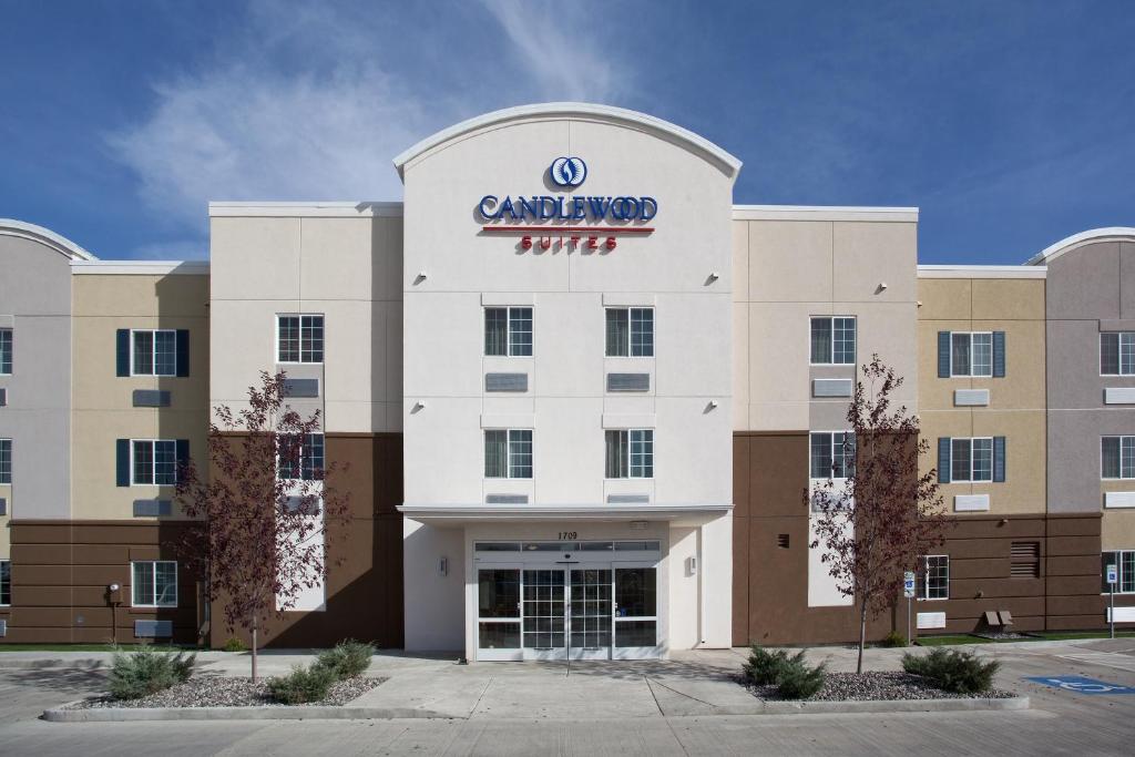 Candlewood Suites Sheridan an IHG Hotel - main image