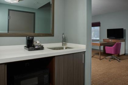 Hampton Inn Sherwood Portland - image 10