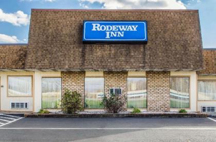 Rodeway Inn Shippensburg - image 1