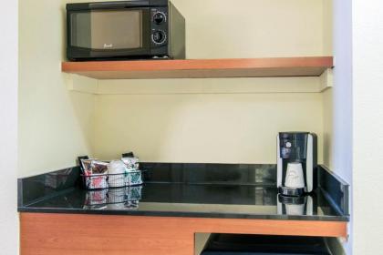 Clarion Hotel & Suites University-Shippensburg - image 3