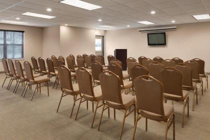 Country Inn & Suites by Radisson Shoreview MN - image 9