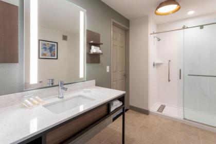 Hilton Garden Inn Minneapolis Saint Paul-Shoreview - image 12