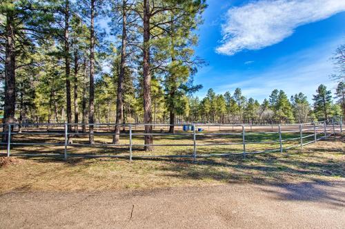 Custom Show Low Cabin with Deck at Torreon Golf Club! - image 3