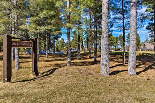 Custom Show Low Cabin with Deck at Torreon Golf Club! - image 5