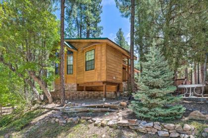 Show Low Cabin with Furnished Deck - Near Hikes - image 5