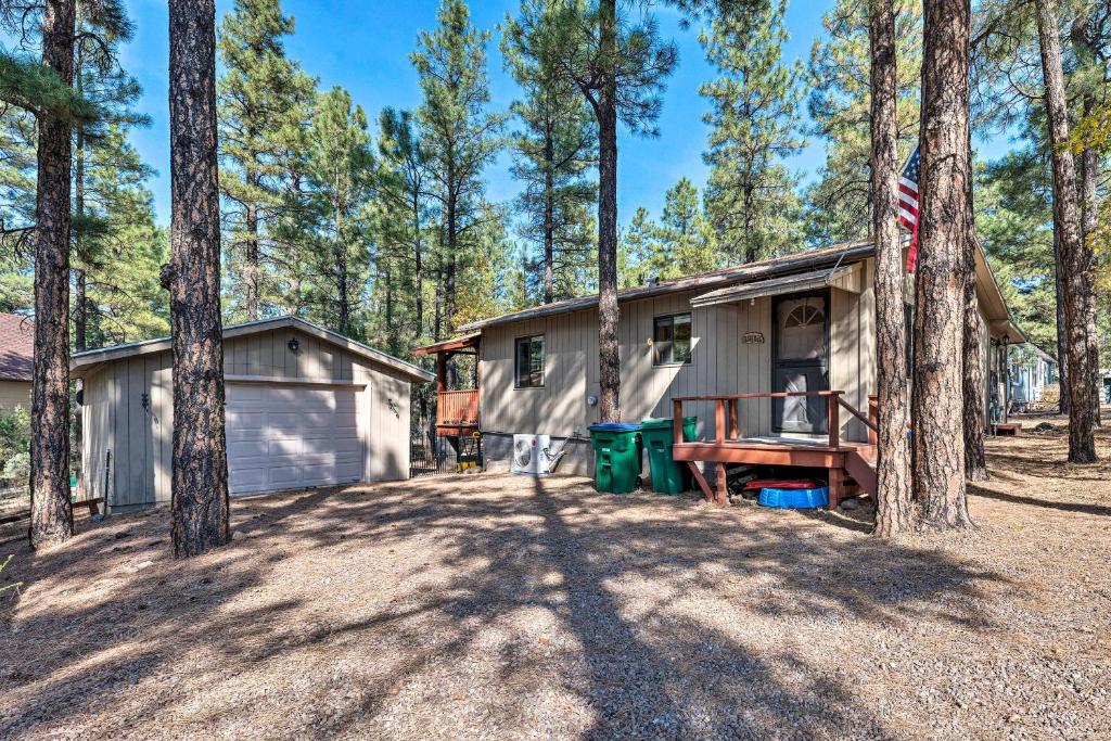 Show Low Home with Deck and Fire Pit Near Trails - image 6