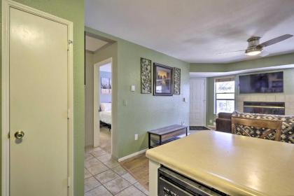 Quaint Condo with Porch by Hiking Trails and Dtwn - image 10