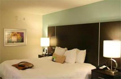 Hampton Inn Shreveport-Airport - image 9