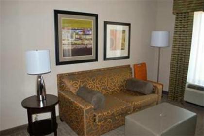 Hampton Inn & Suites Shreveport - image 8