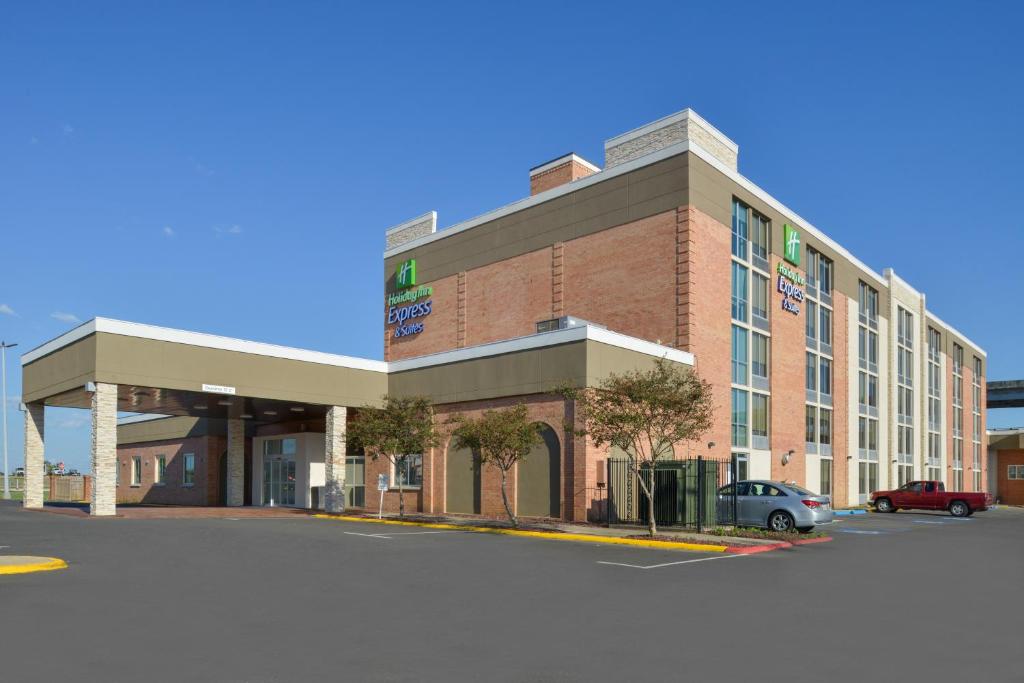 Holiday Inn Express & Suites - Shreveport - Downtown an IHG Hotel - main image