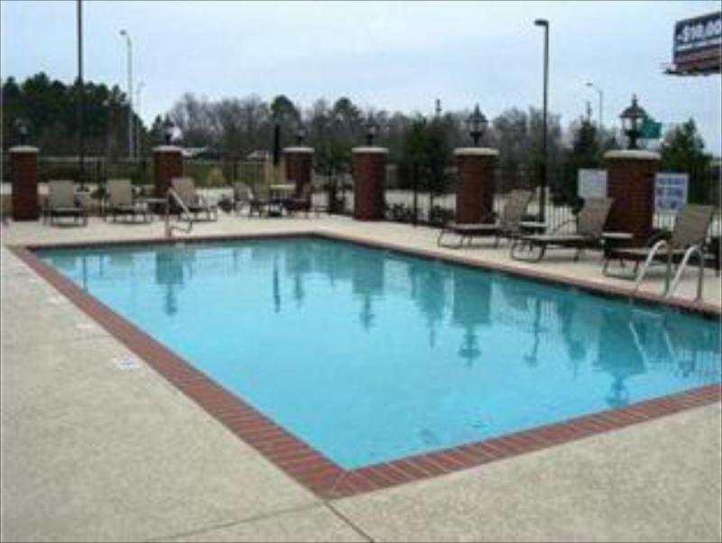 Holiday Inn Express Hotel And Suites Shreveport-West - image 7