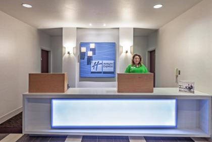 Holiday Inn Express Hotel and Suites Shreveport South Park Plaza an IHG Hotel - image 4