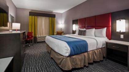 Best Western Plus Airport Inn - image 10