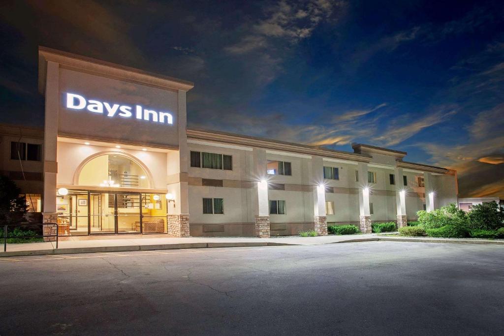 Days Inn by Wyndham Shrewsbury Worcester - main image