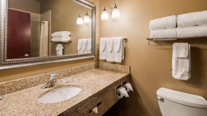 Best Western Golden Prairie Inn and Suites - image 5