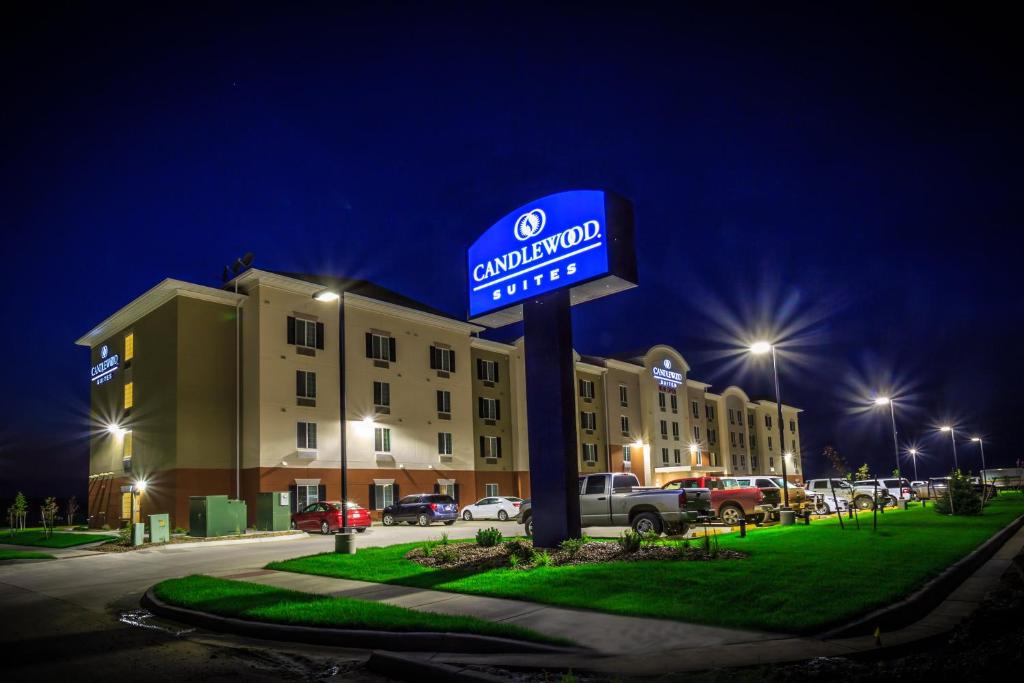 Candlewood Suites Sidney an IHG Hotel - image 2