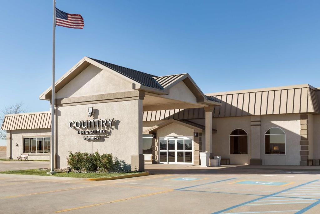 Country Inn & Suites by Radisson Sidney NE - main image