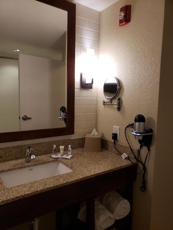 Comfort Inn & Suites Sidney I-80 - image 6