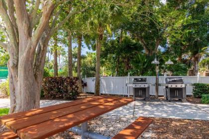 Siesta Bayside 2nd Floor Townhome - image 6