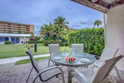 Jamaica Royale 2BR townHome Siesta Key Florida